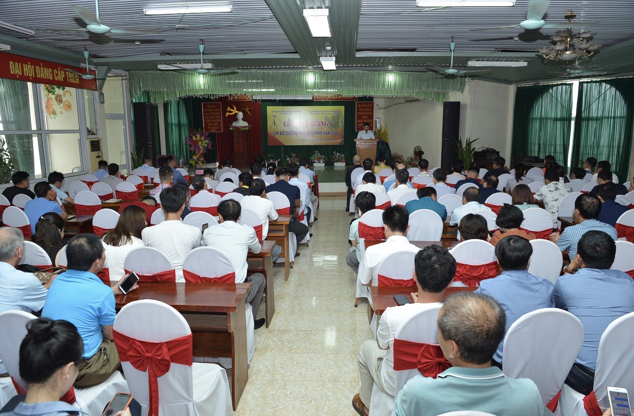 83 học viên được cấp Giấy chứng nhận lớp Bồi dưỡng phổ biến phim năm 2022